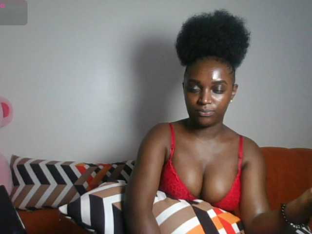 Petiteasshley
