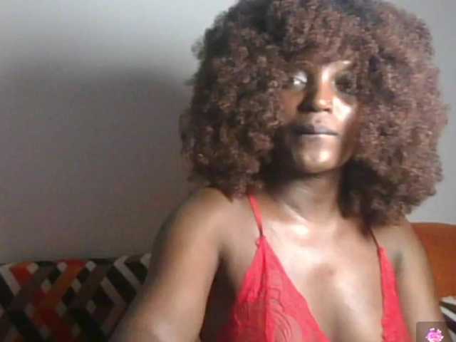 Petiteasshley