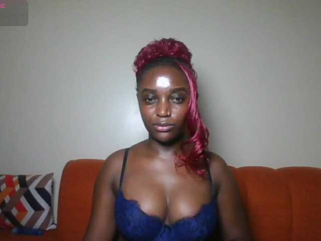 PetiteAsshley live cam preview