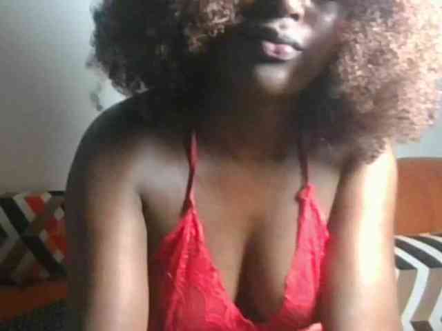 Petiteasshley