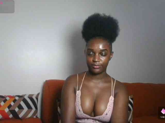 PetiteAsshley webcam