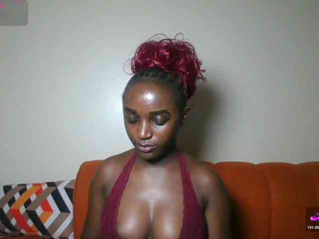 Petiteasshley's webcam live show