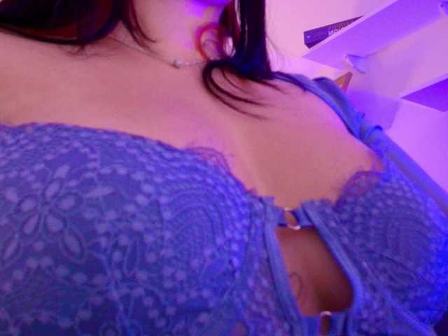 Kathy-Deann live cam on BongaCams