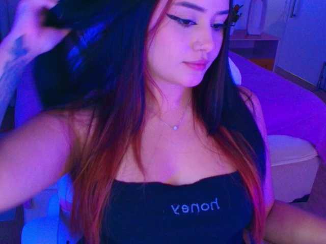 Kathy-Deann live cam on BongaCams