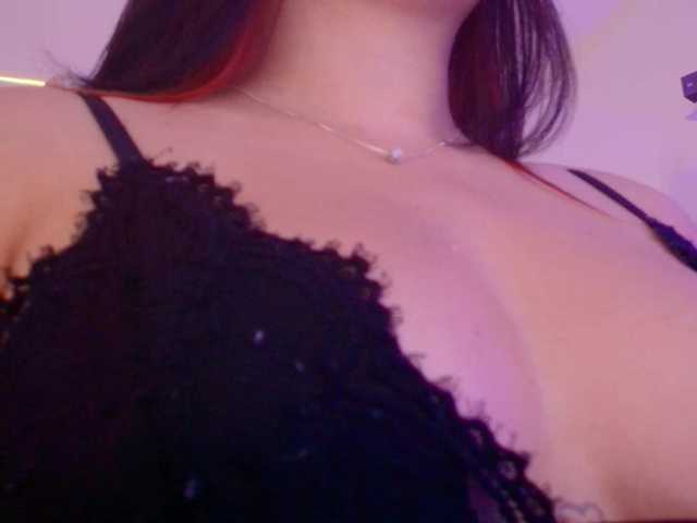 Kathy-Deann live cam on BongaCams