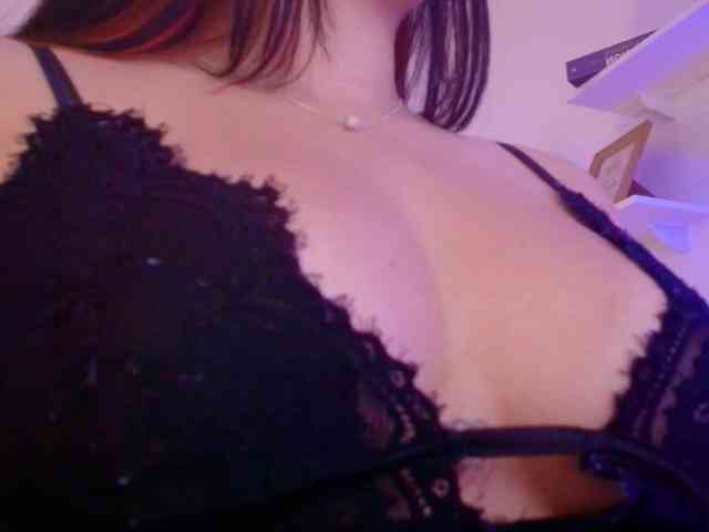 Kathy-Deann webcam