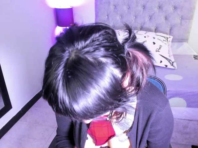 NatashaHotson's BongaCams show and profile