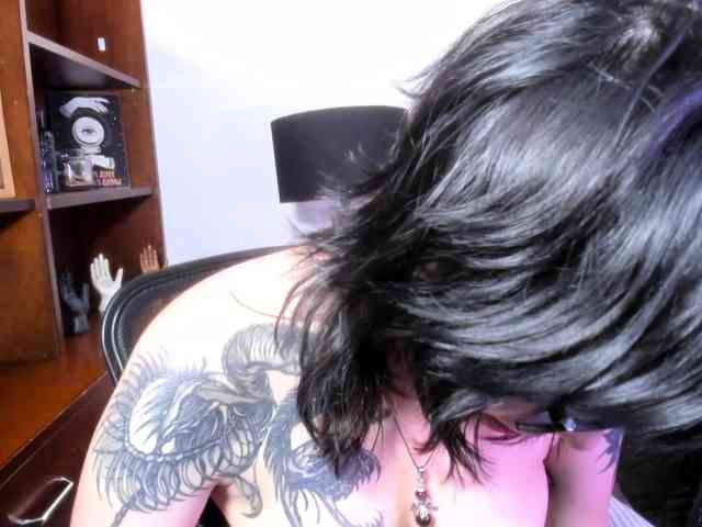 NatashaHotson Live Webcam on BongaCams