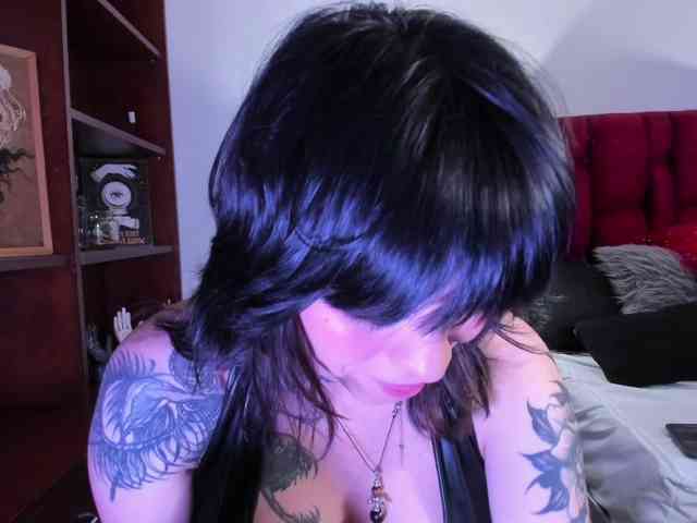 NatashaHotson webcam