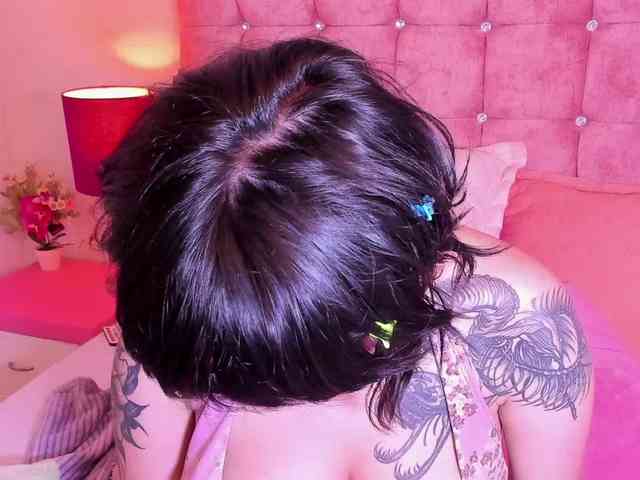 NatashaHotson webcam