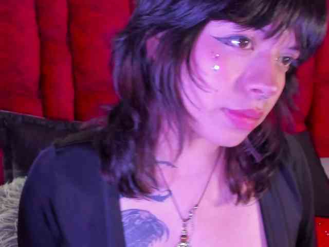 NatashaHotson webcam