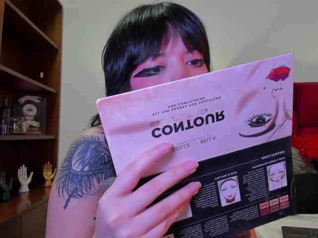 NatashaHotson webcam