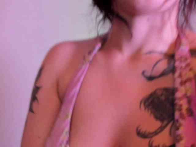 NatashaHotson webcam