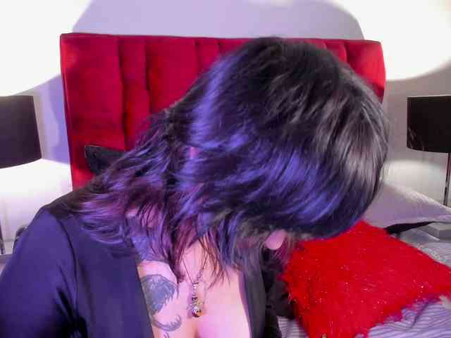 NatashaHotson webcam