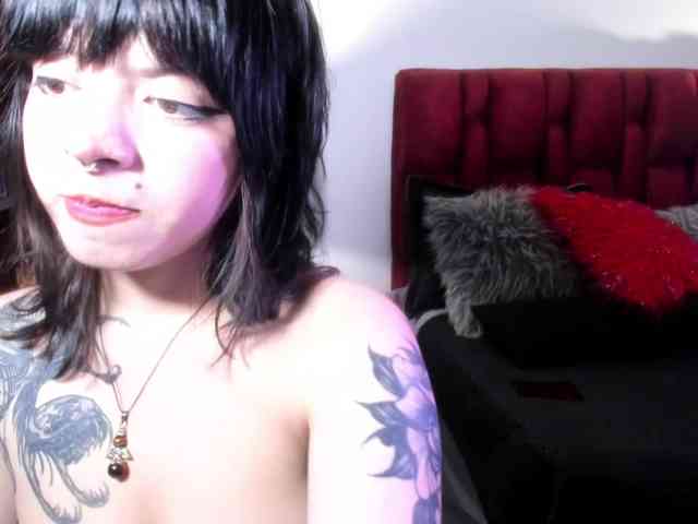 NatashaHotson webcam