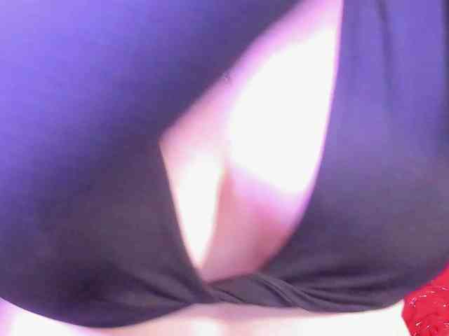 NatashaHotson webcam