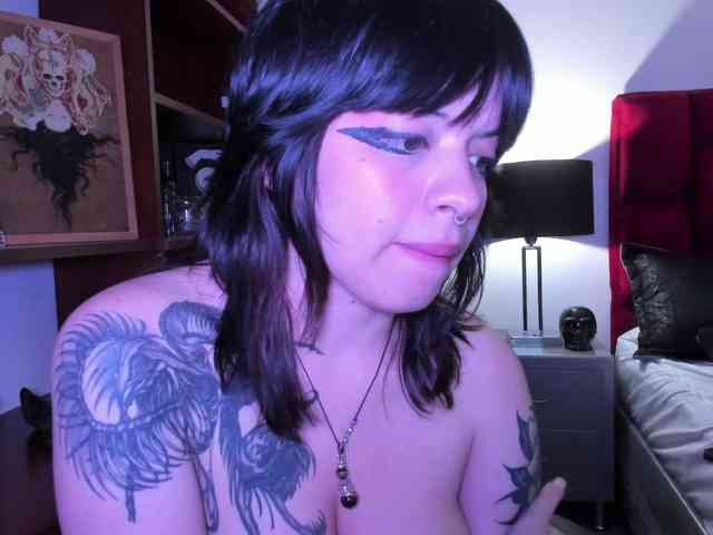 NatashaHotson webcam