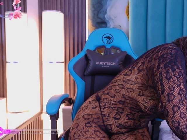 NinaCarter live cam on BongaCams