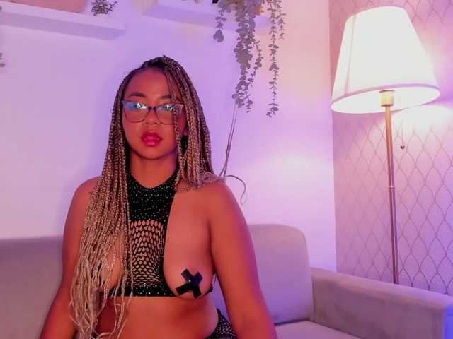  NinaCarter chat room