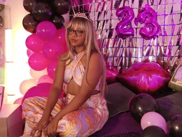  NinaCarter chat room