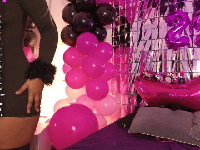  NinaCarter chat room