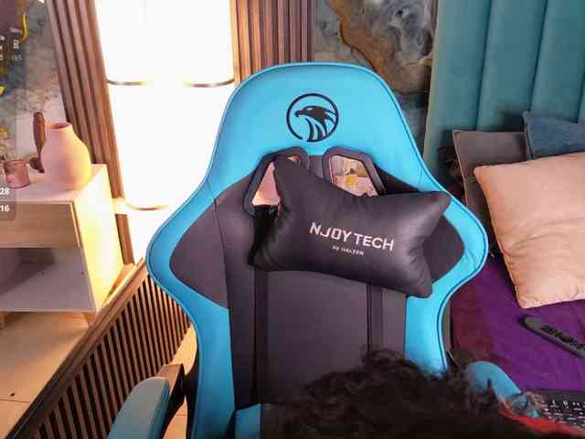 Ninacarter's live stream