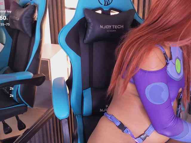 NinaCarter webcam