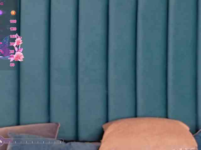 NinaCarter webcam