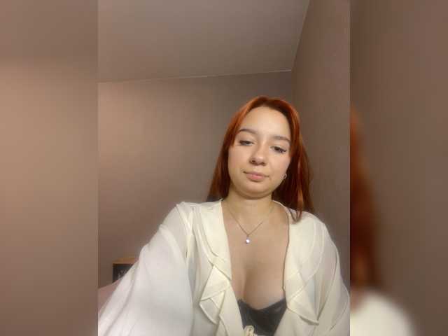 Juliaq live cam on BongaCams