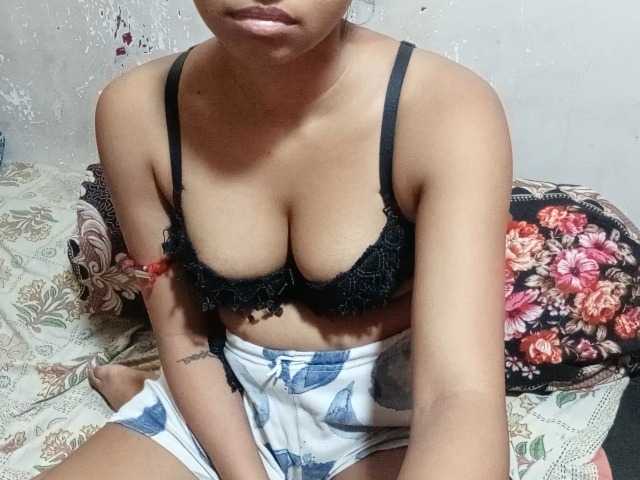 poulomidass live webcam show