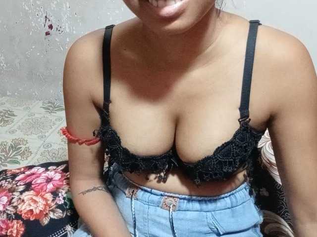 poulomidass live webcam show