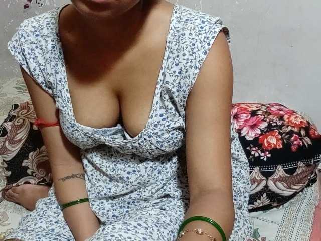 poulomidass live cam on BongaCams