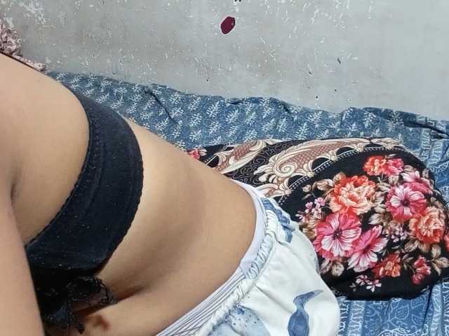 poulomidass live cam on BongaCams