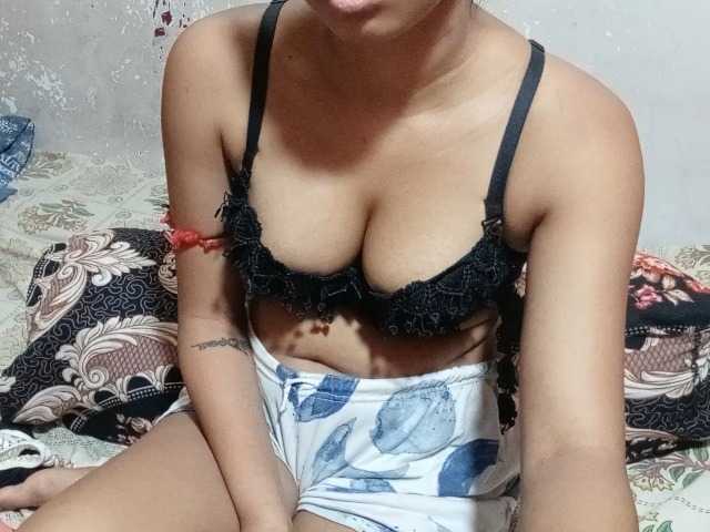 poulomidass live webcam show