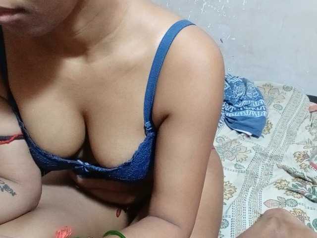 poulomidass live cam on BongaCams