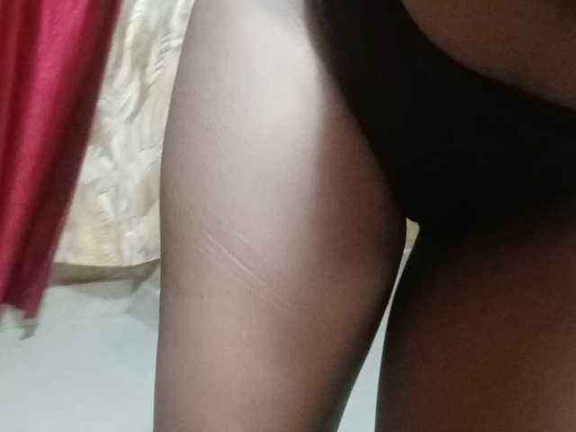 poulomidass live cam on BongaCams