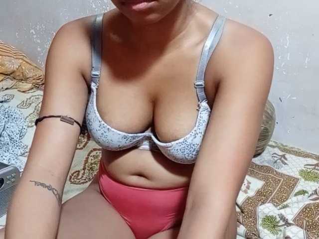poulomidass cam belle