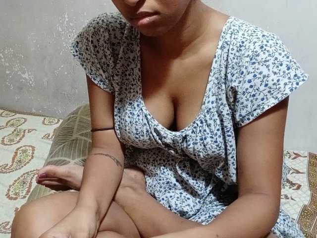 poulomidass live cam on BongaCams