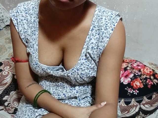 poulomidass live cam on BongaCams