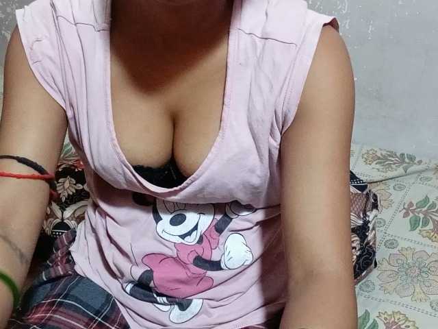 poulomidass live cam on BongaCams