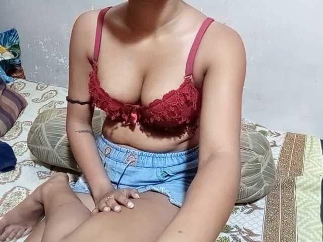 poulomidass cam belle