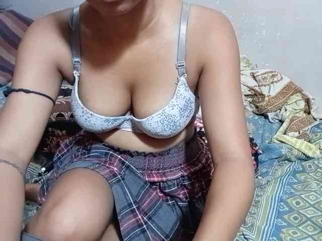 poulomidass poulomidass