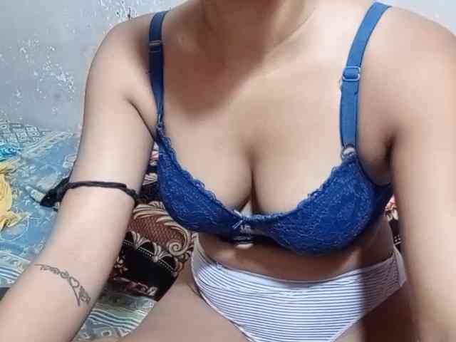 TaraVij webcam