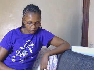 cutieglo's Live Webcam