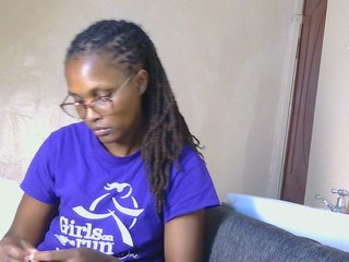 cutieglo's Live Webcam