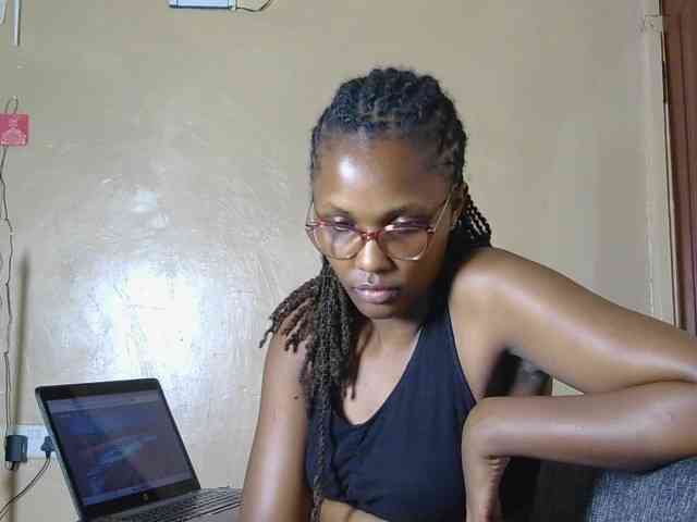 cutieglo webcam