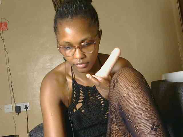 cutieglo webcam
