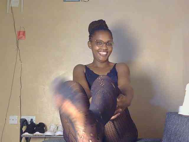 cutieglo webcam