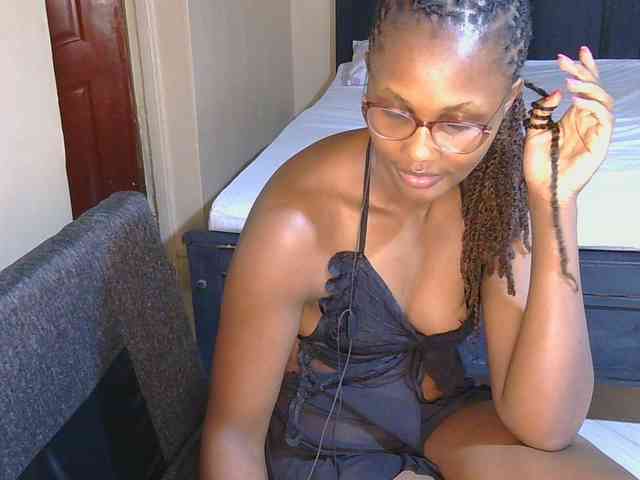cutieglo webcam