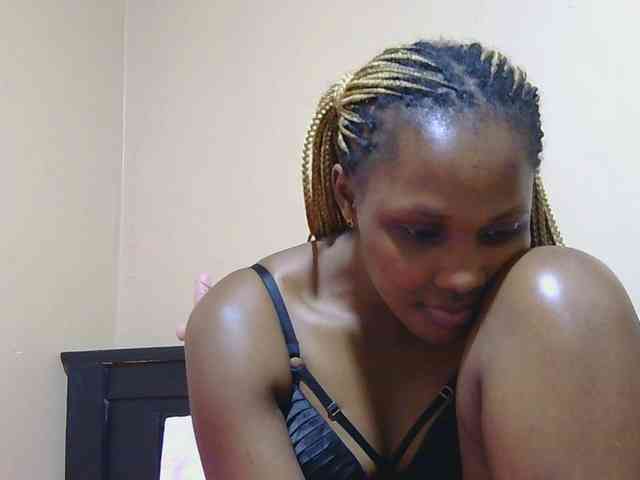 cutieglo webcam